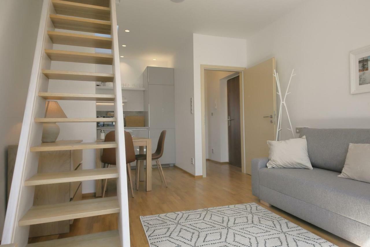 Appartamento Prague Expat House Esterno foto